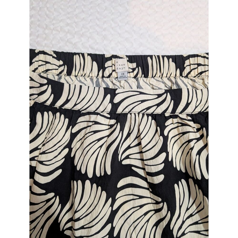 A New Day Black/Cream Maxi Skirt Size 2X - Picture 5 of 6
